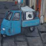 �Rappresento la realt� quotidiana cos� com�� �: sottolinea � mi reco sul posto, scatto una decina di fotografie catturando dettagli diversi e poi li ritraggo�. Cos� il treruote azzurro raffigurato nei pressi di San Sabino non � una presenza casuale: passa infatti nel centro storico ogni mattina guidato dal signor Vittorio, che vi carica i ferri vecchi